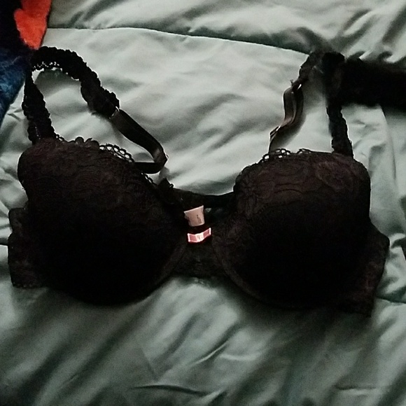 marilyn monroe Other - Cute lacey black bra